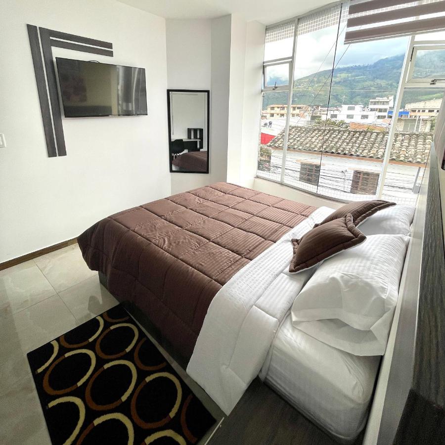 Sara Hotel Ибарра Экстерьер фото