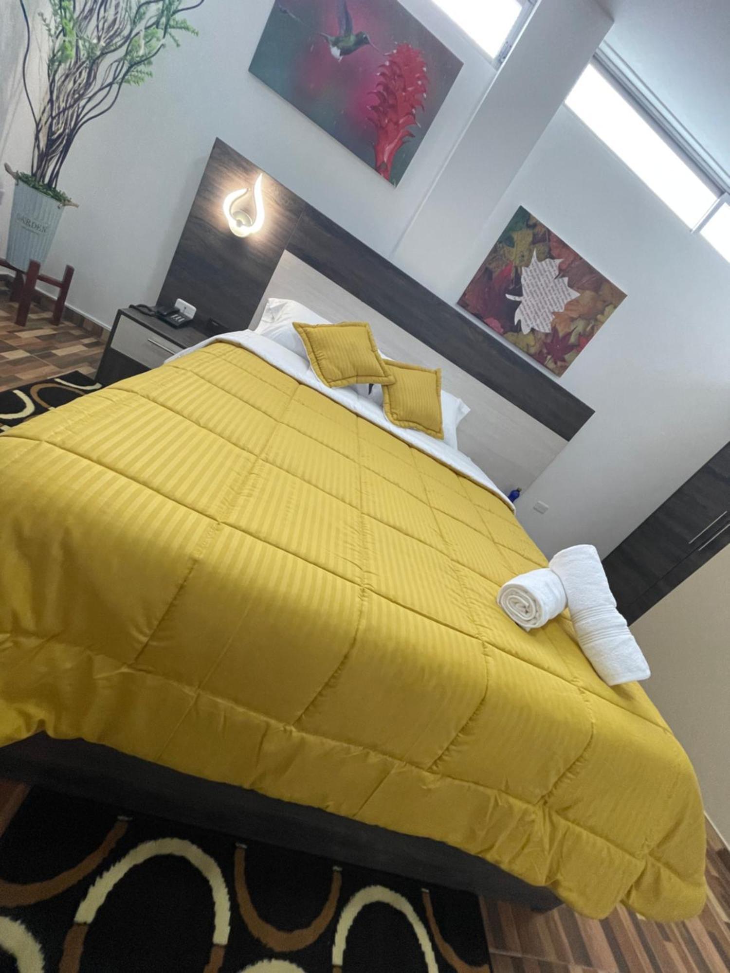 Sara Hotel Ибарра Экстерьер фото